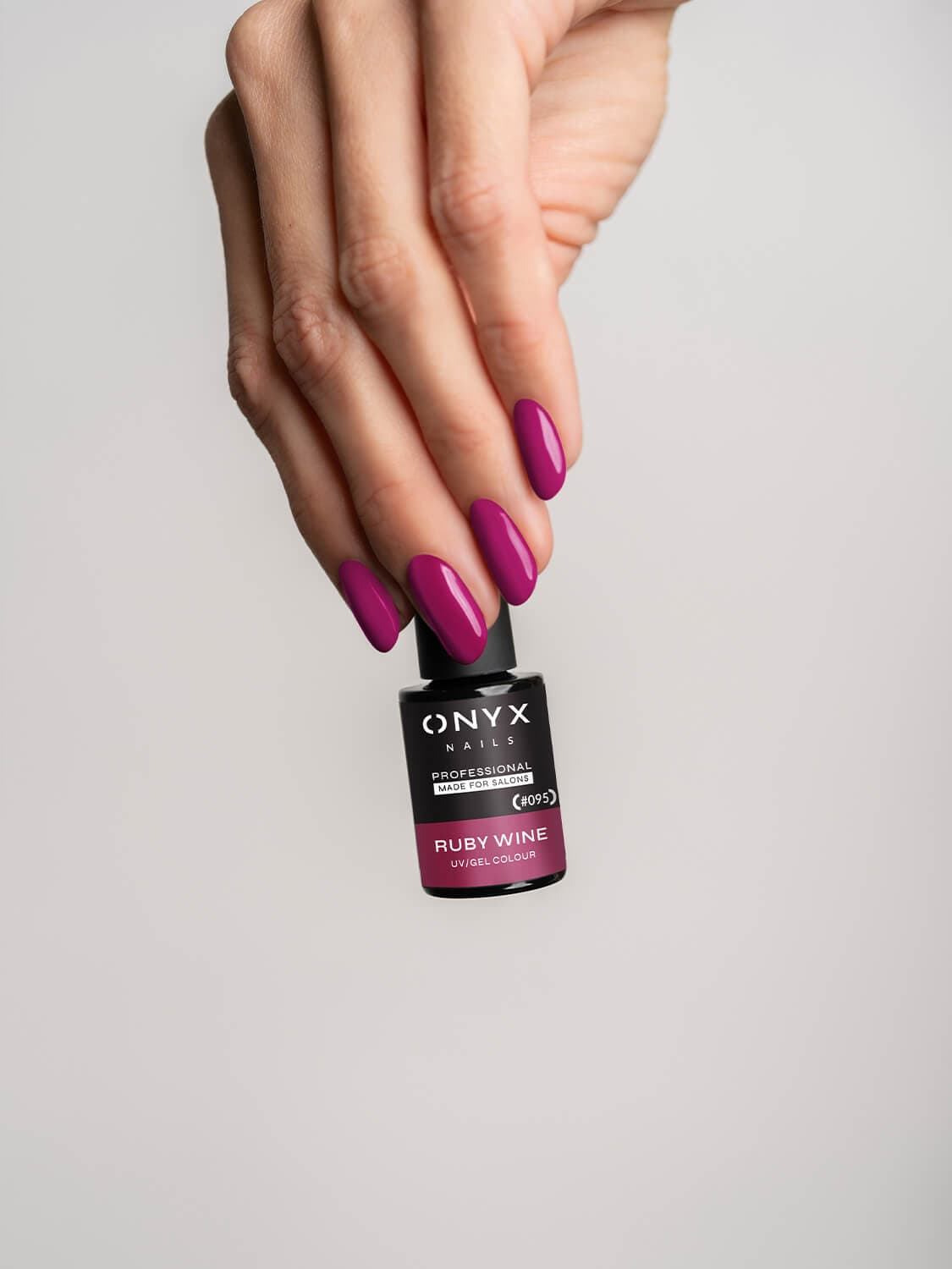 Onyx Nails Ημιμόνιμο βερνίκι 095 Ruby Wine 7 ml