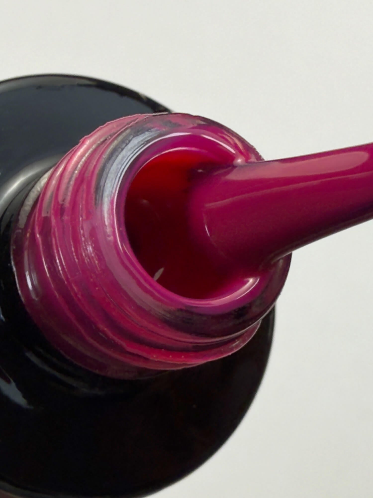 Ημιμόνιμο βερνίκι 067 Amaranth 7ml