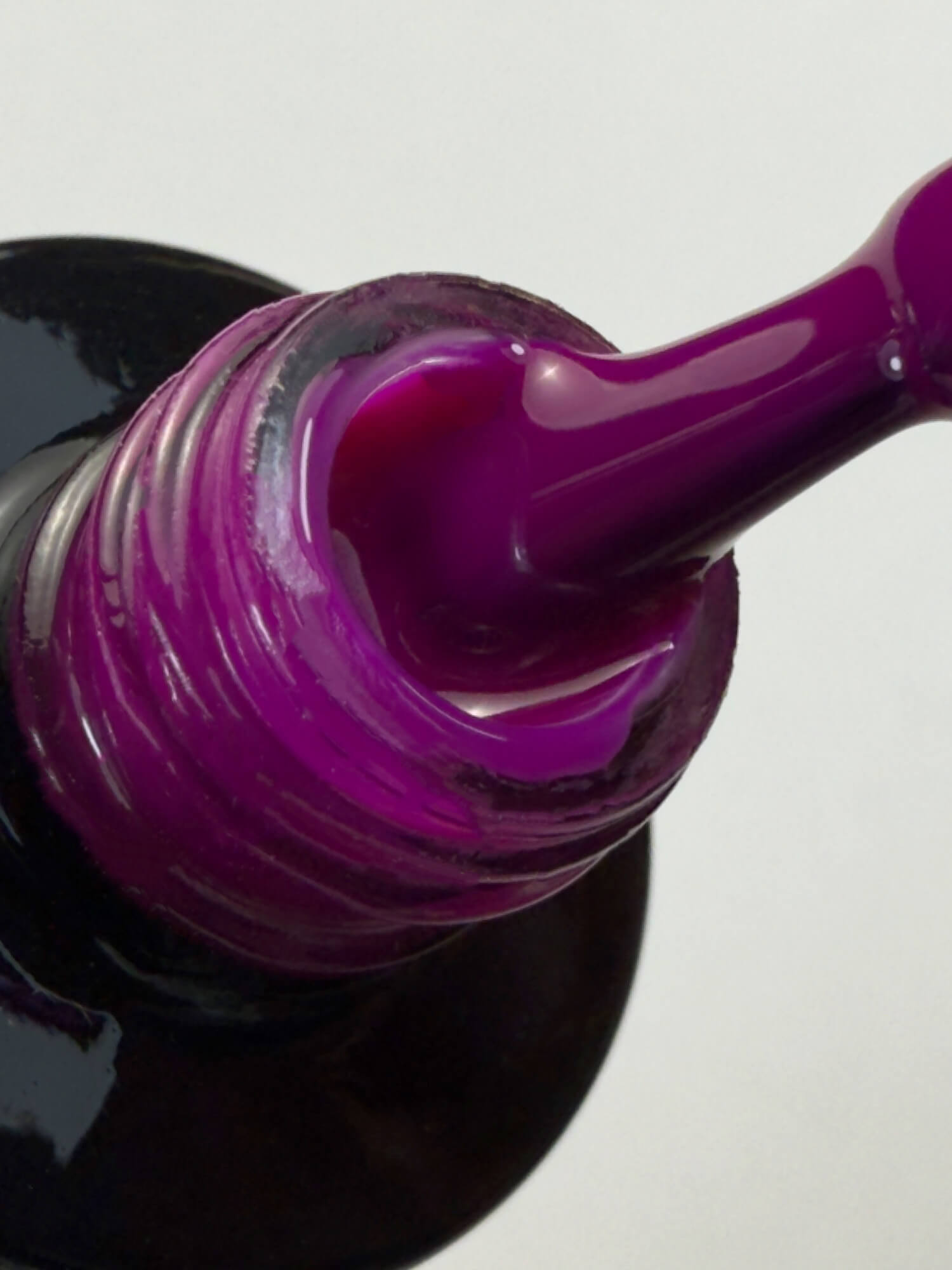 Ημιμόνιμο βερνίκι 096 Garnet 7ml