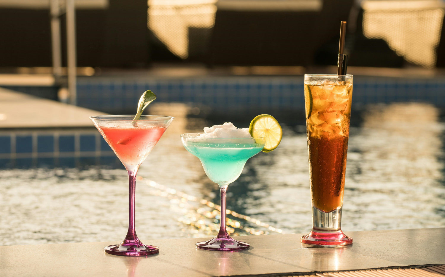 Ξεγνοιασιά και άρωμα cocktail στα χέρια σου