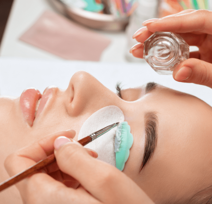 Τεχνητά Νύχια